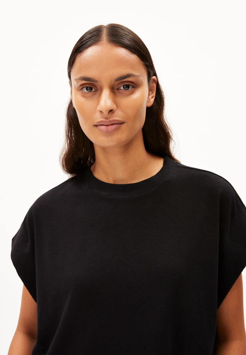 XARTAA LINEN | black