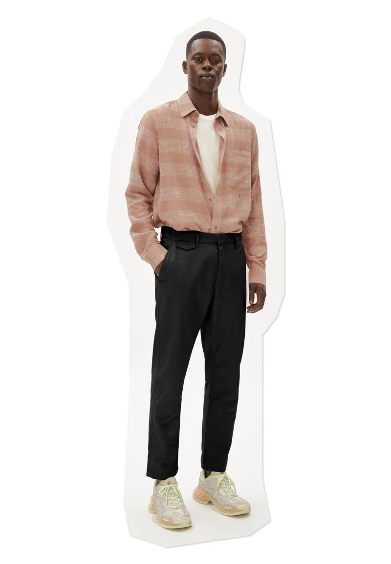 ALVAARO LINEN | black