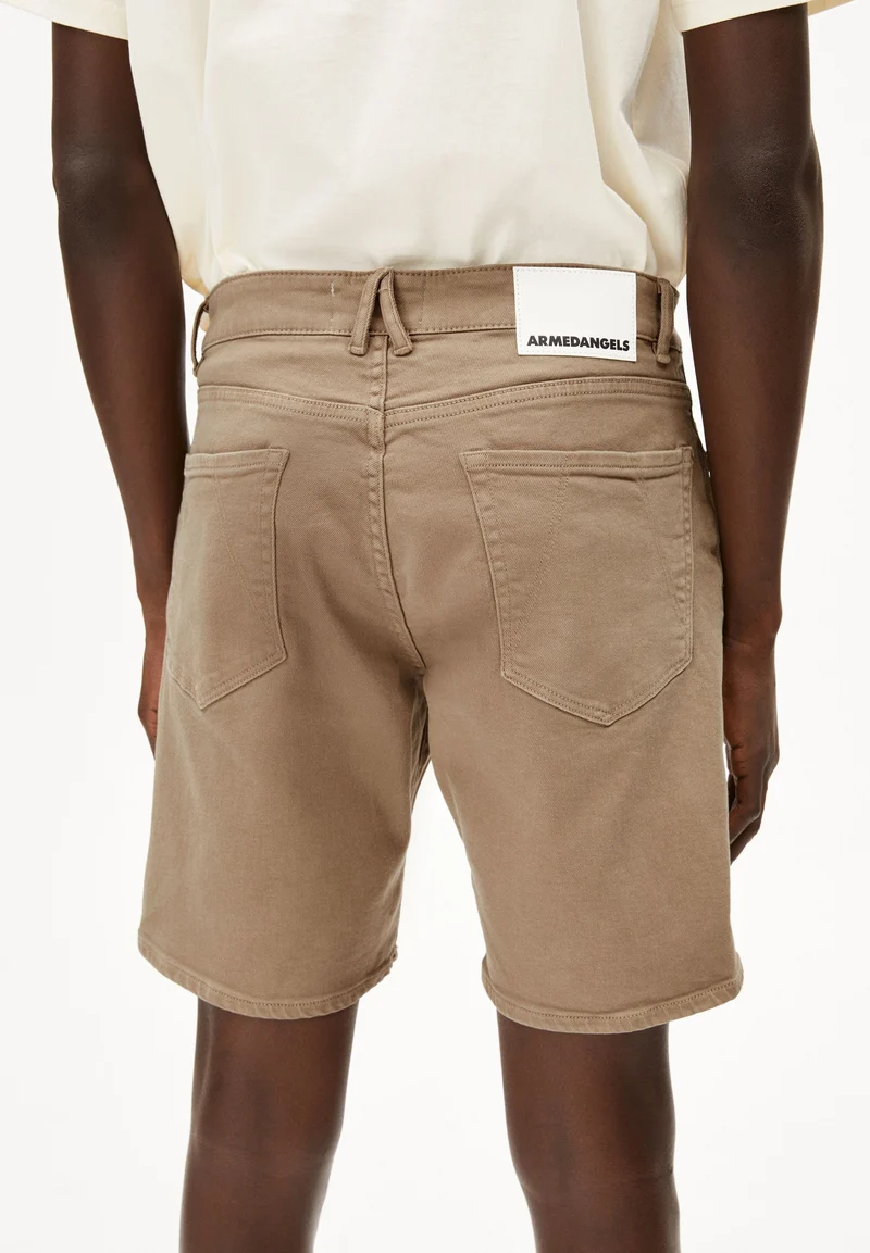 AARVO GMT DYE | sandstone