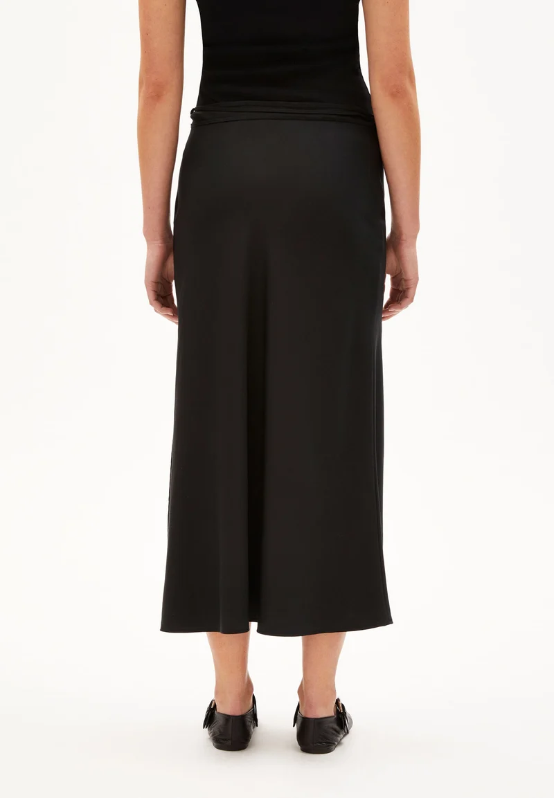 GRAATIA | black
