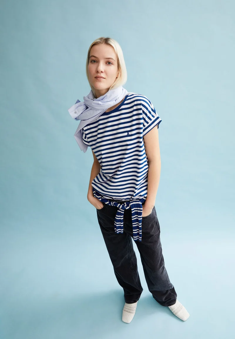 IDAARA GESTREIFTES T-SHIRT | white-lapis blue