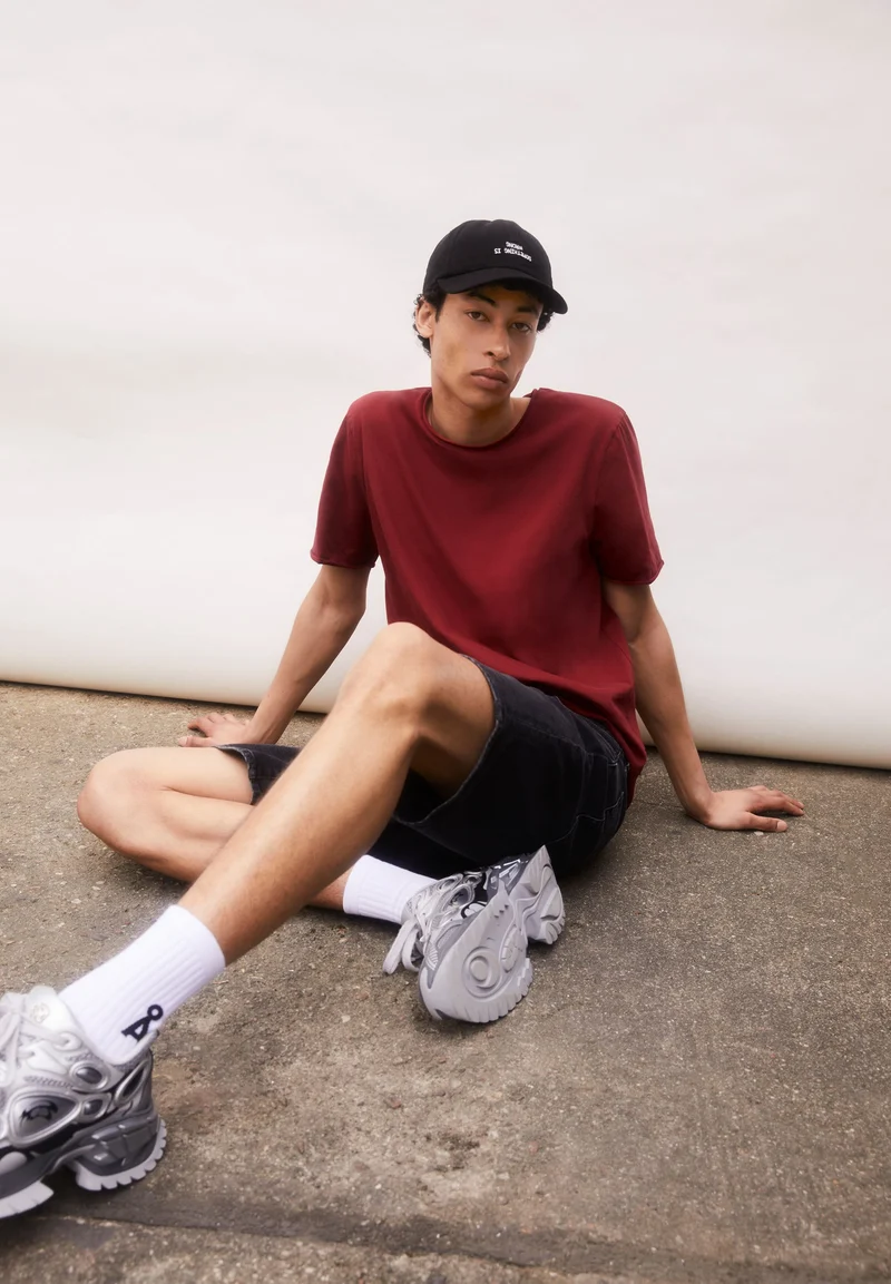 JAAMES BRUSHED T-SHIRT | dark crimson