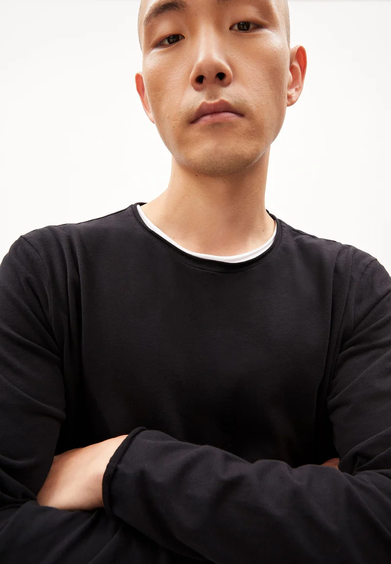 MAARKOS LS BRUSHED | black