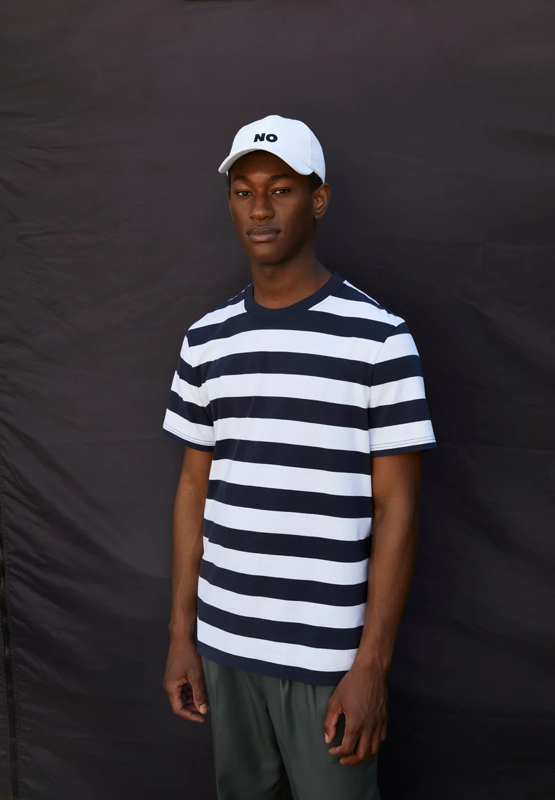 BAHAAR STRIPES | night sky-white
