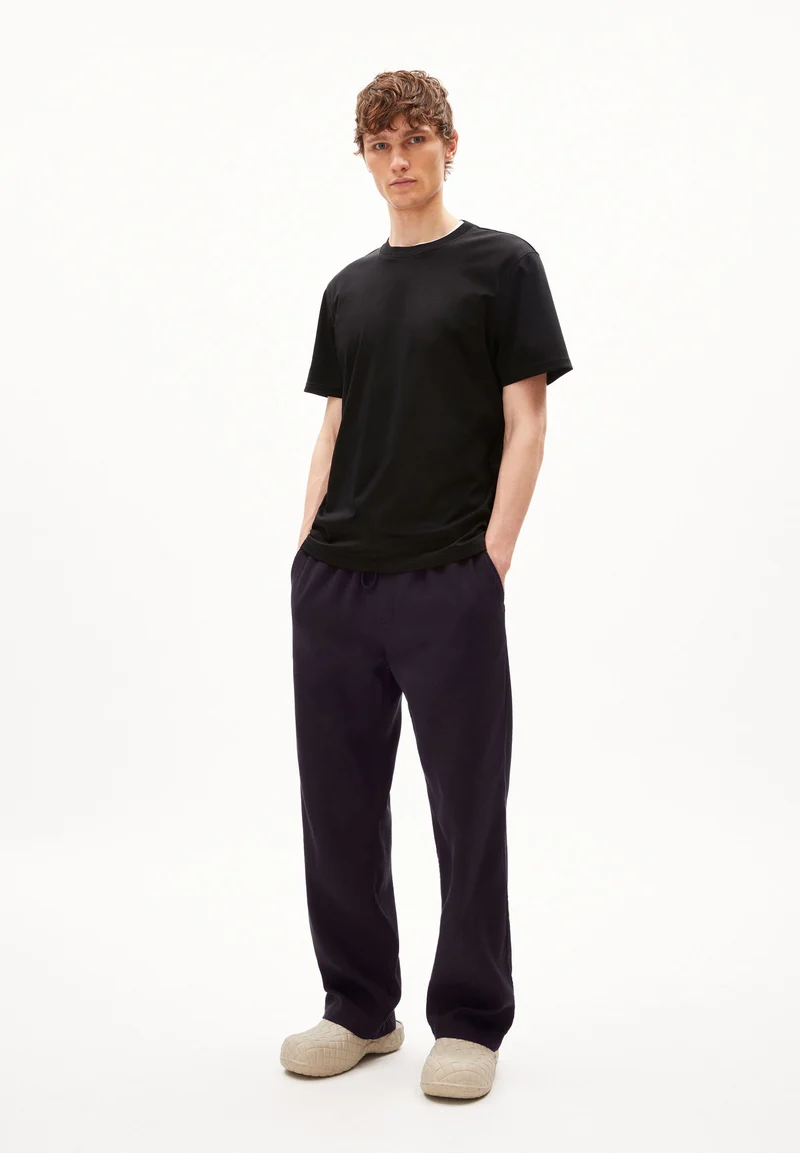 MAARKOS MERC PREMIUM | black