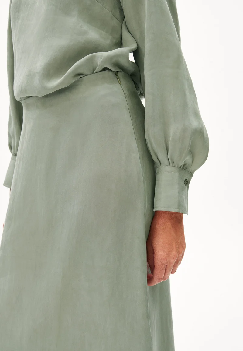 MILAJAA | grey green