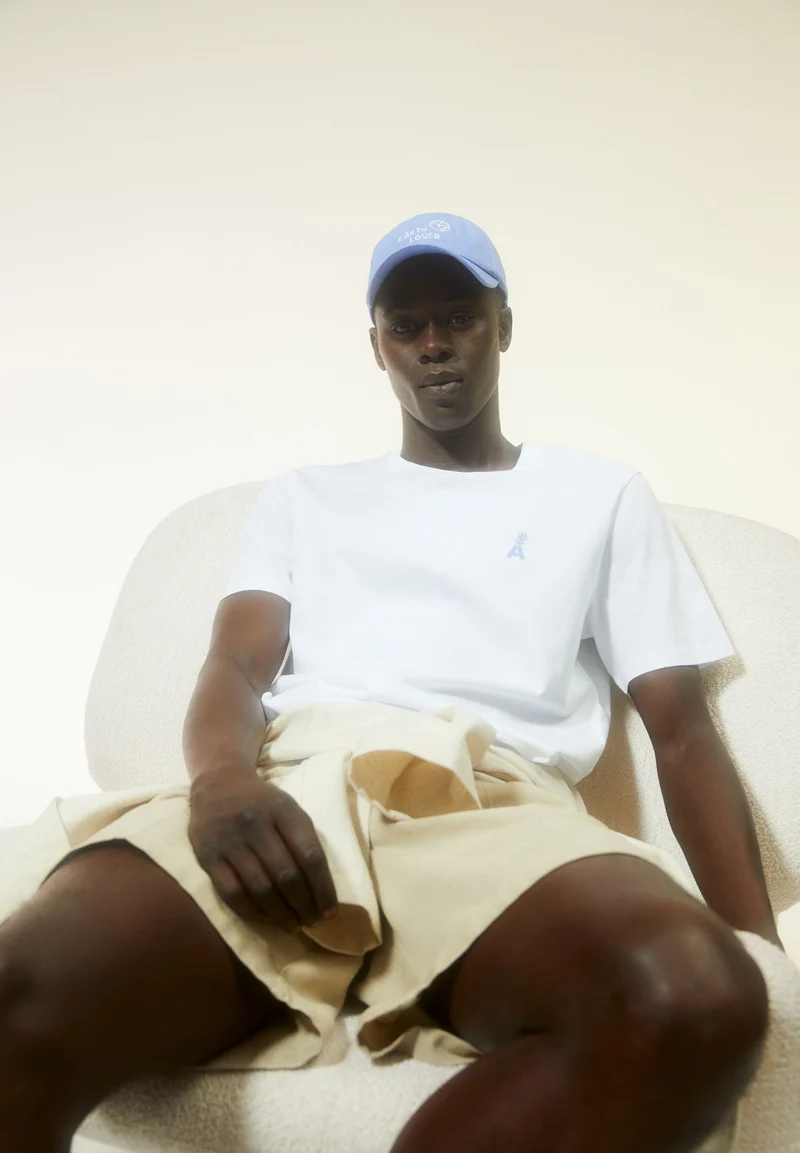 JAAMES FLOWAA | white