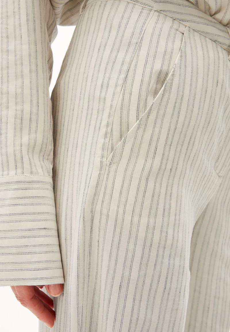 CAARUNUS LINO STRIPES | oatmilk-light matcha