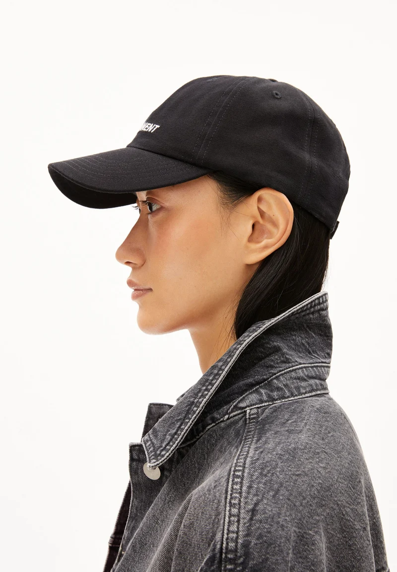 YENAAS PERM | black