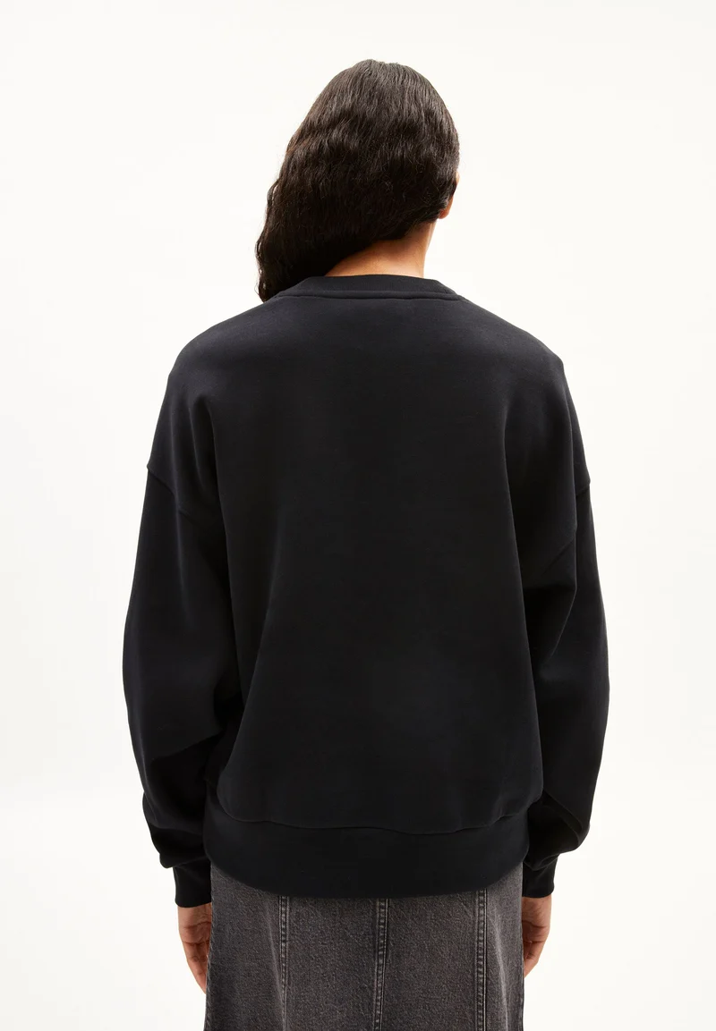 ALIZAA | black