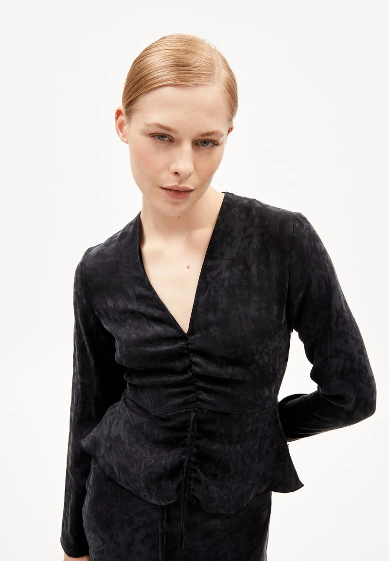 ANAYAA JACQ | black
