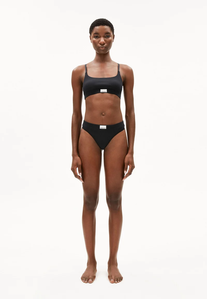 FAARA RIPP-STRING | black