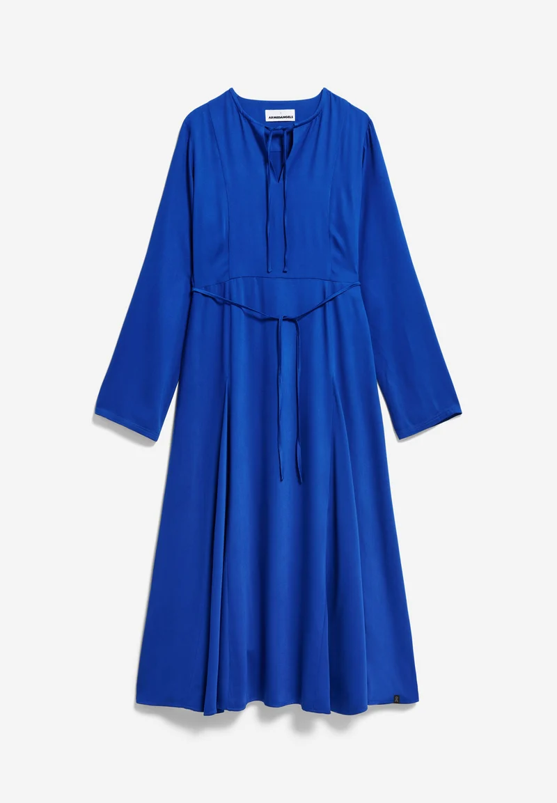 MARIOLAANA | dynamo blue