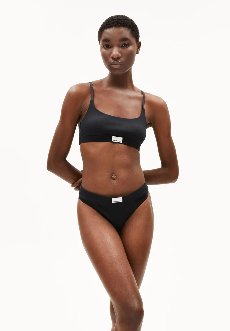 TOVAA RIB