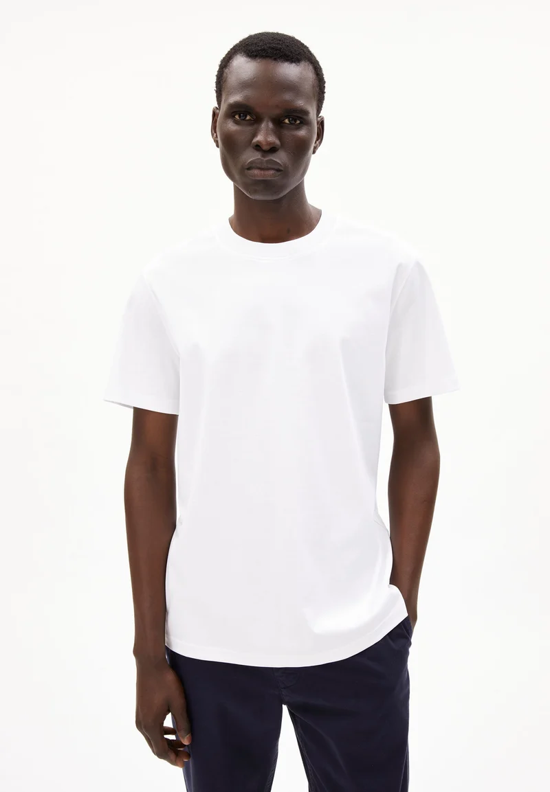 MAARKOS MERC PREMIUM | white
