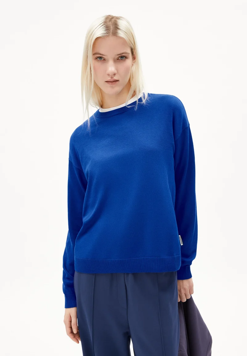 LARUNAA | lapis blue