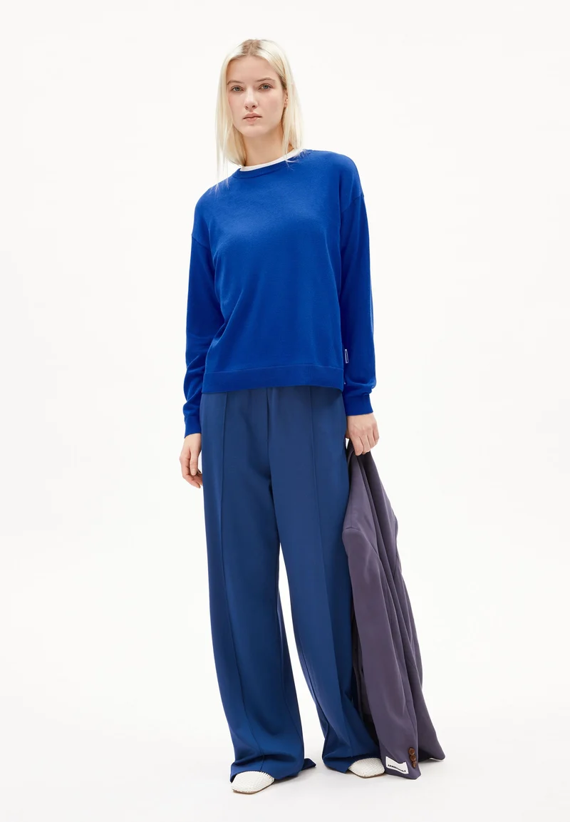 LARUNAA | lapis blue