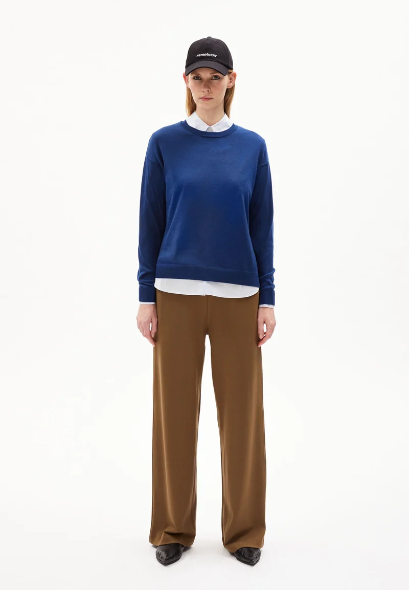 LARUNAA | faded indigo