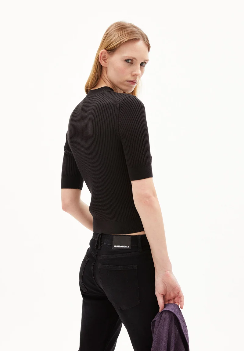 SILJIAA | black