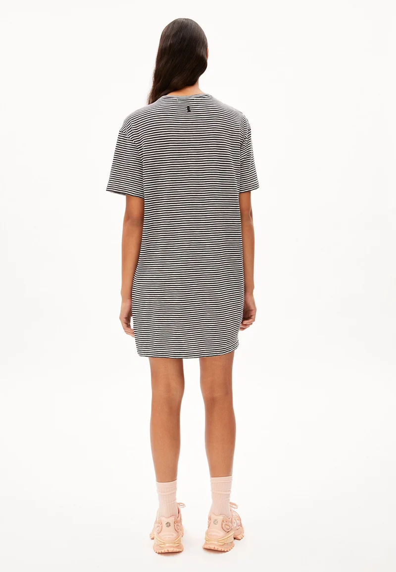 CHAARA LOVELY STRIPES | black-oatmilk