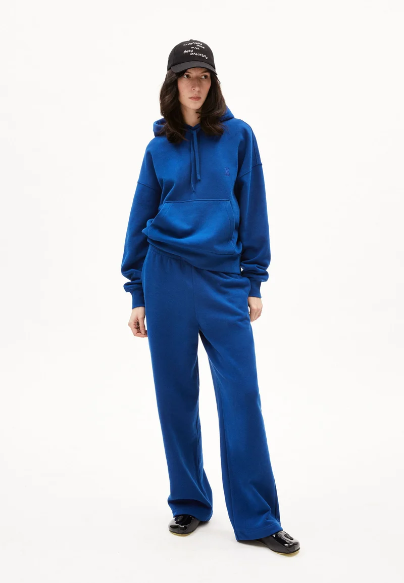 IVAARA | lapis blue