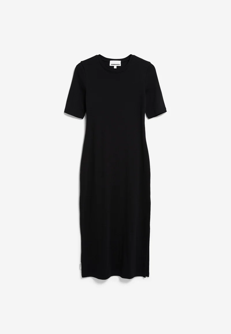 SEHAARAA | black