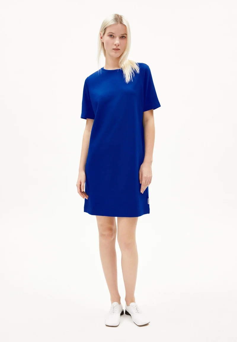 MAARILIANA KLEID | lapis blue