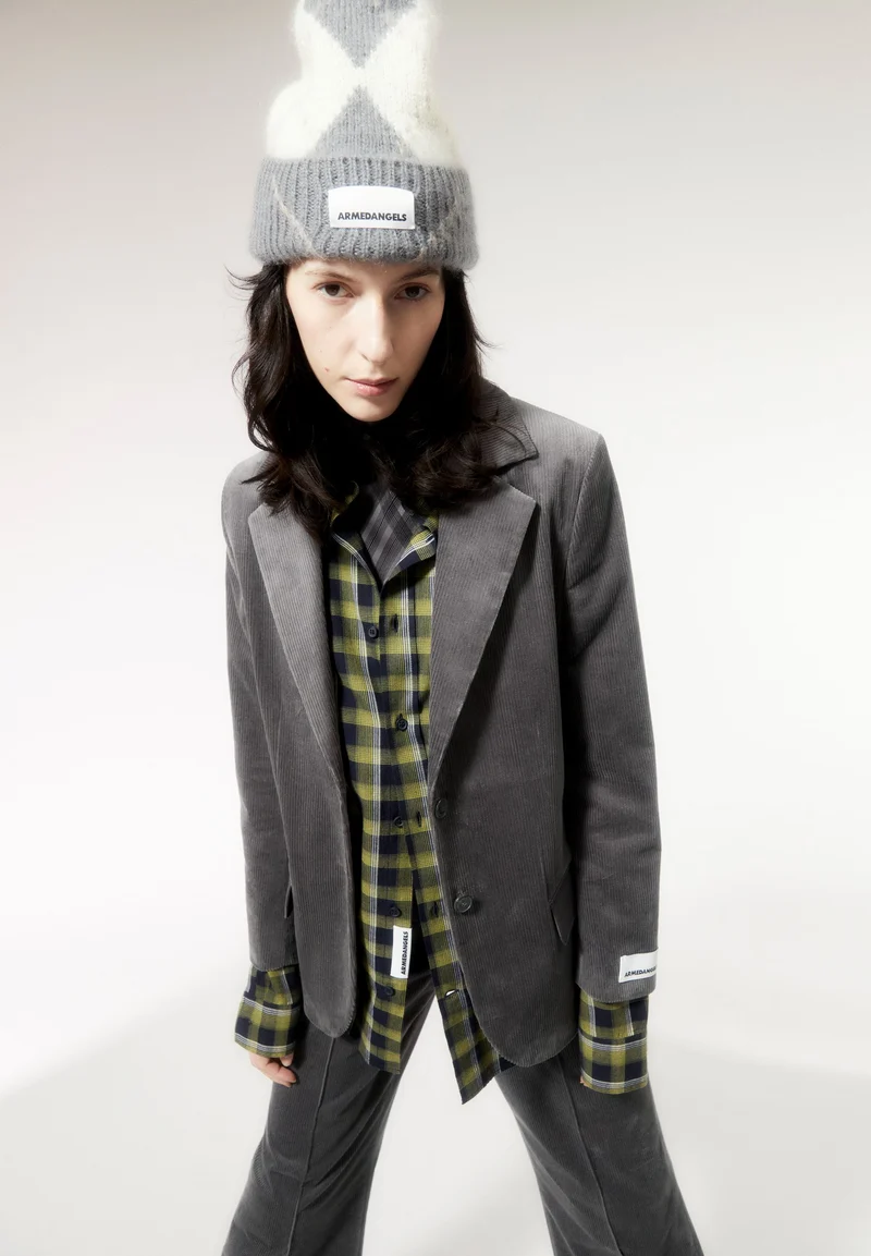 BENAAI CORDUROY | iron cast