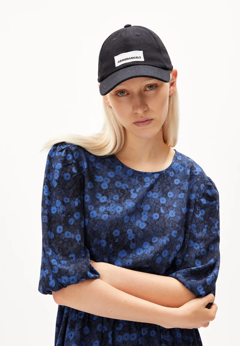 ROSEAA MILLES FLEURS | night sky