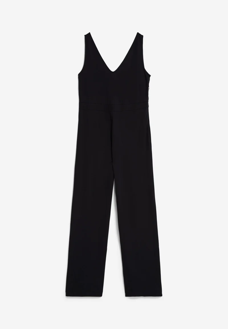 AYRIANAA | black