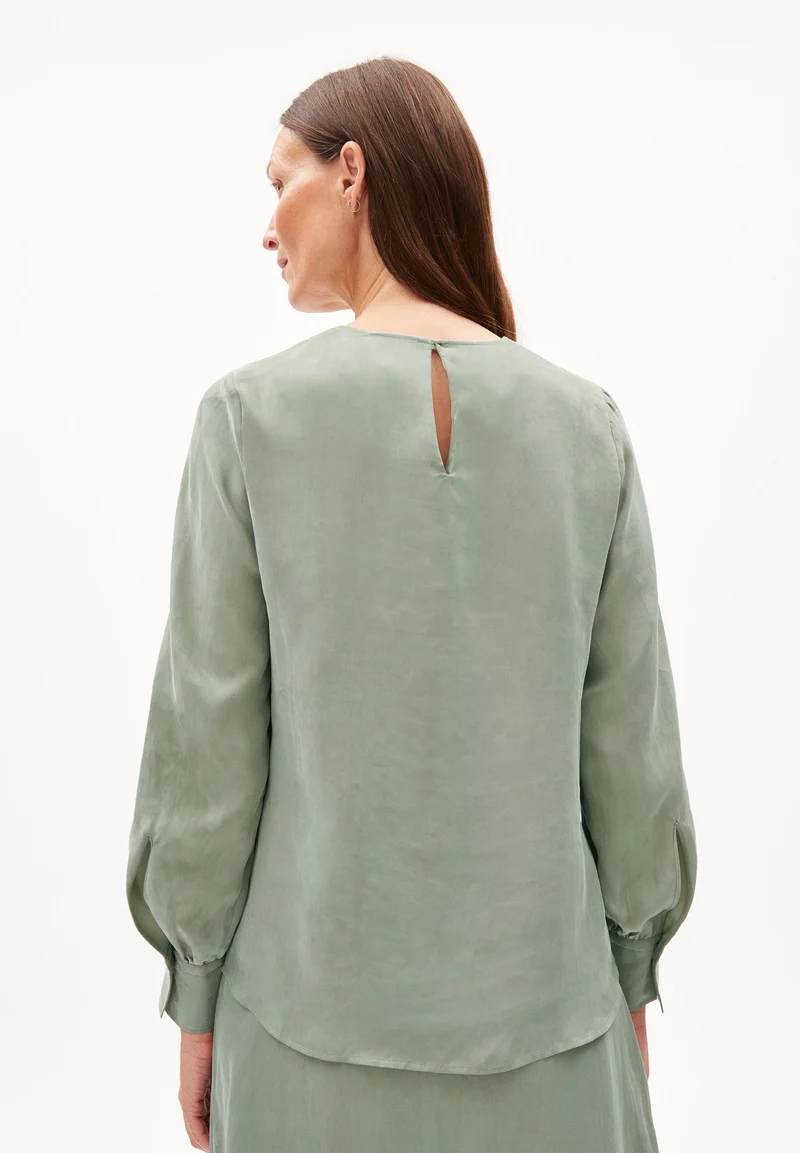 MAALUKA | grey green