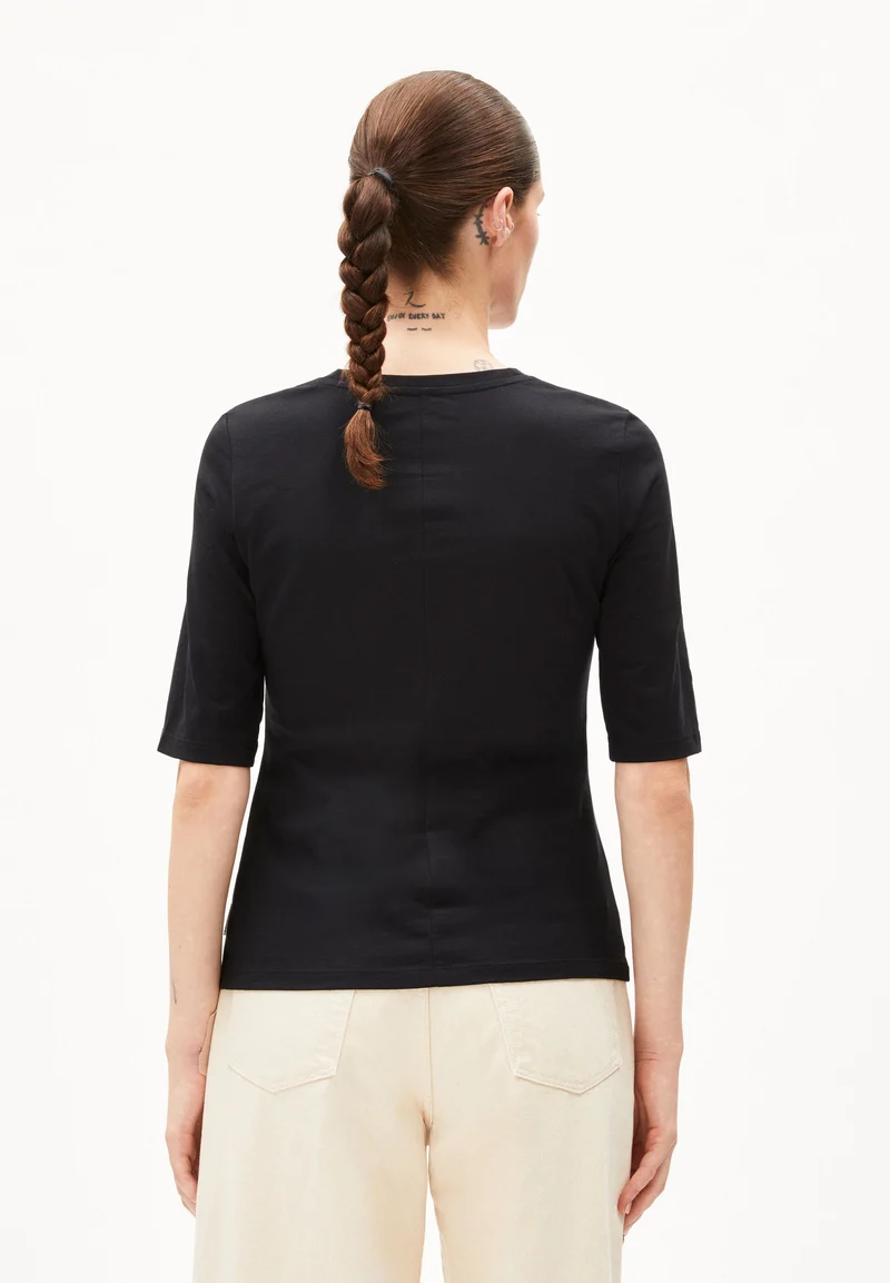 TRASLARAA JERSEY | black