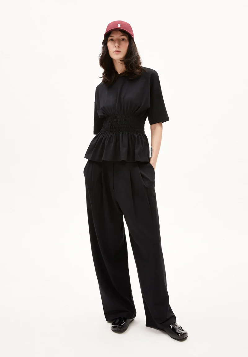 KAAWINO | black