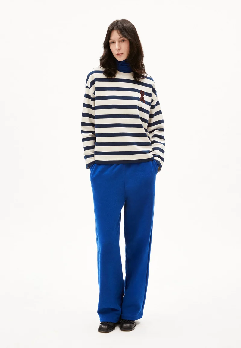 FRANKAA MAARLEN BOLD | undyed-lapis blue