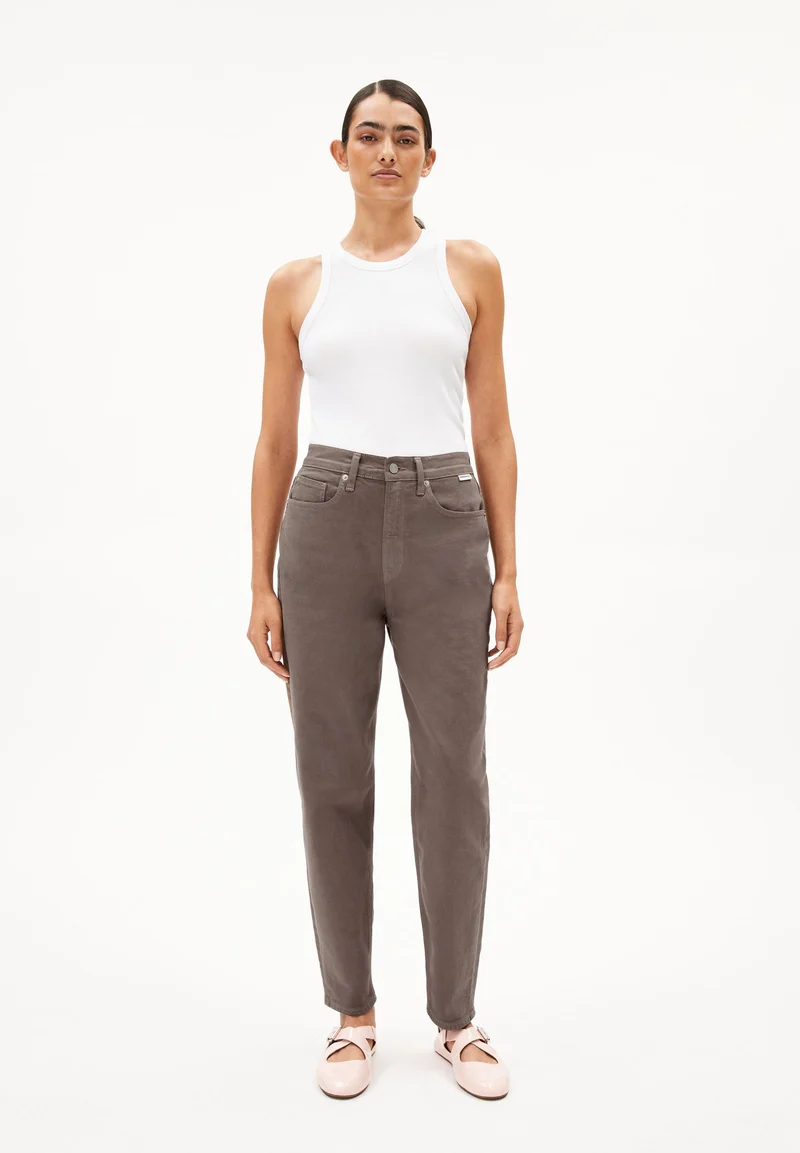 MAIRAA | walnut cream