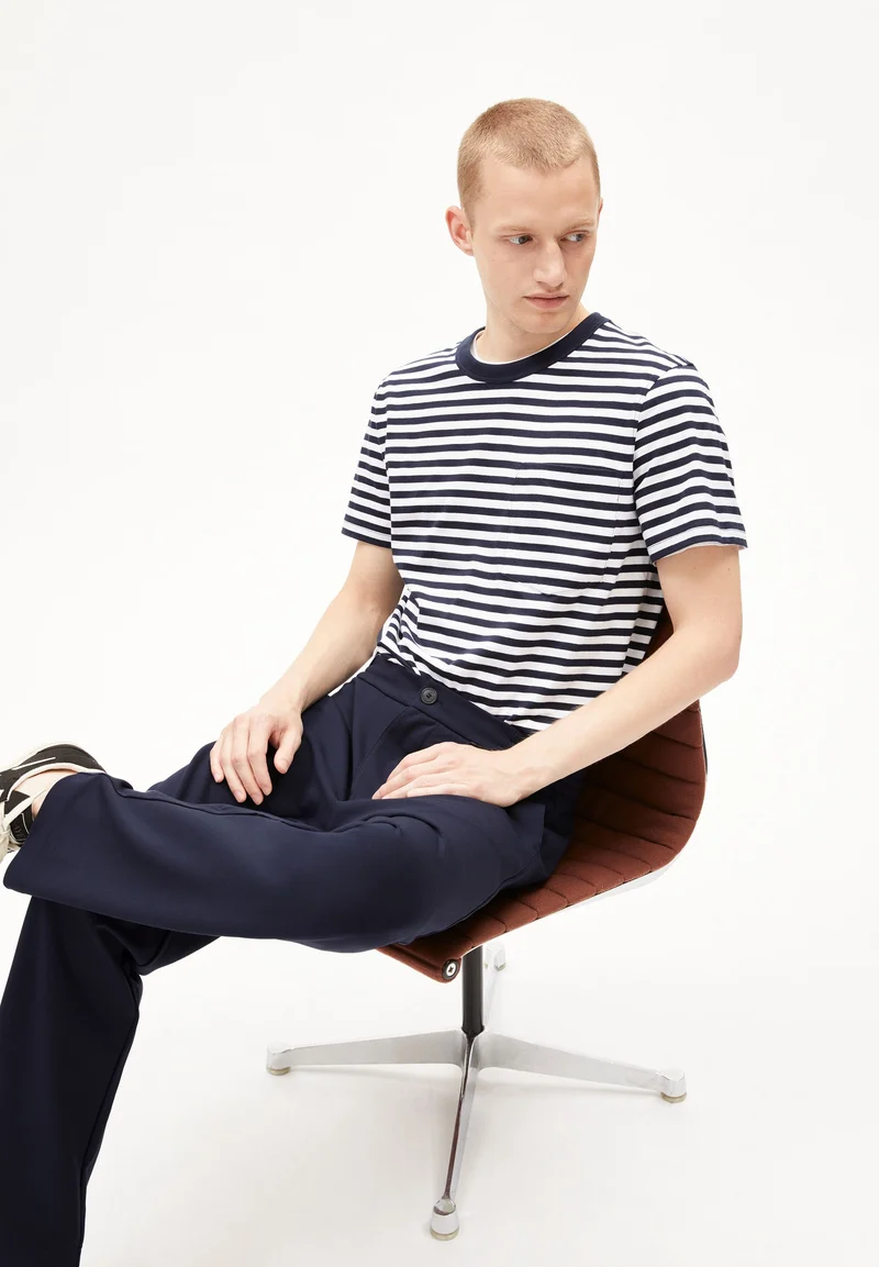 MAARKOS POCKET STRIPES | night sky-broken white