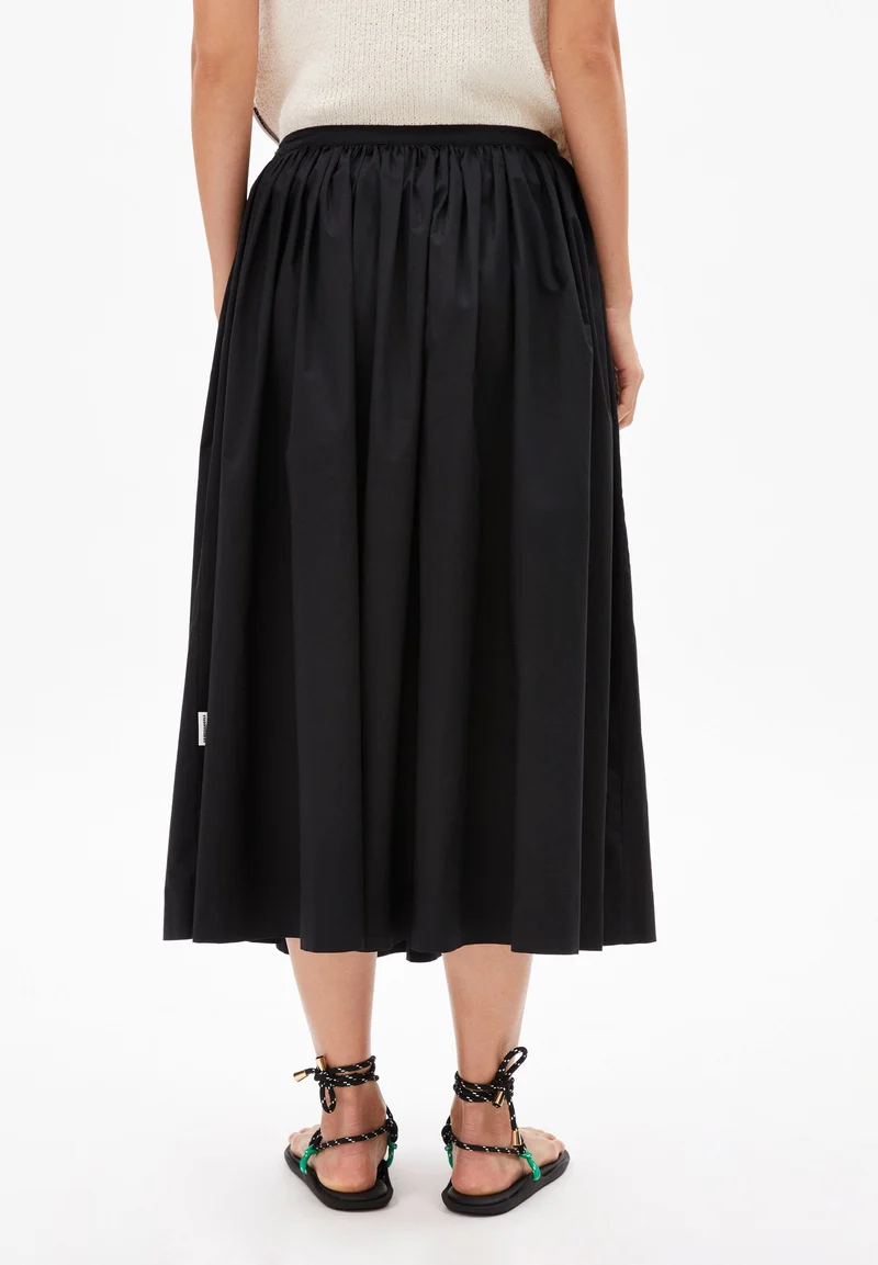 LANILAAR | black