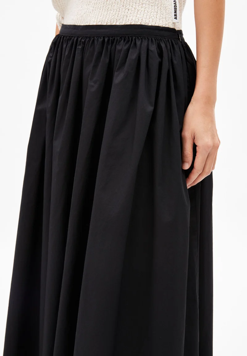 LANILAAR | black
