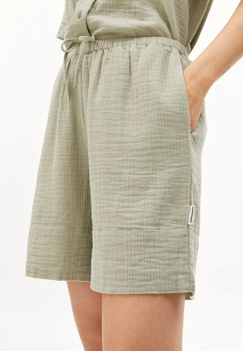 TEONAA MUSSELIN | seagreen