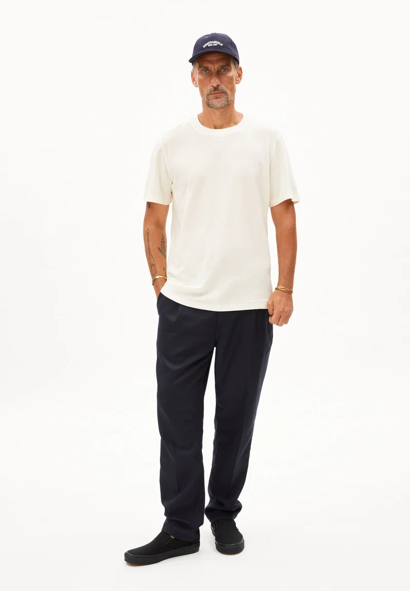 MAARKOS WAFFLE T-SHIRT | oatmilk