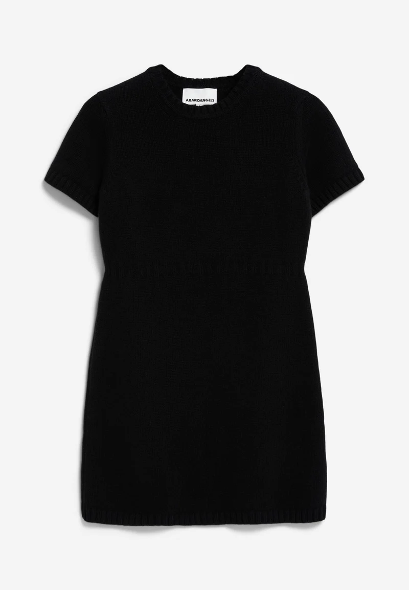 HAAZEL REGLANA | black
