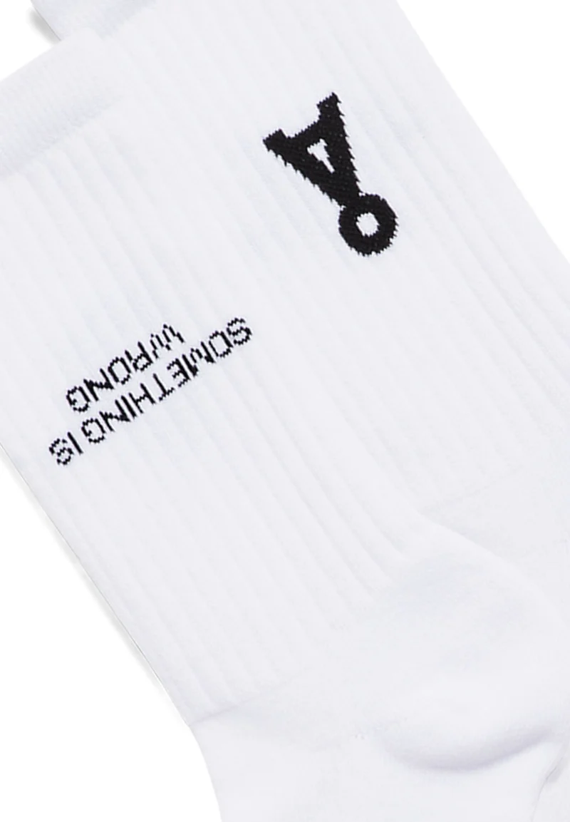 SAAMUS AAROUND | white