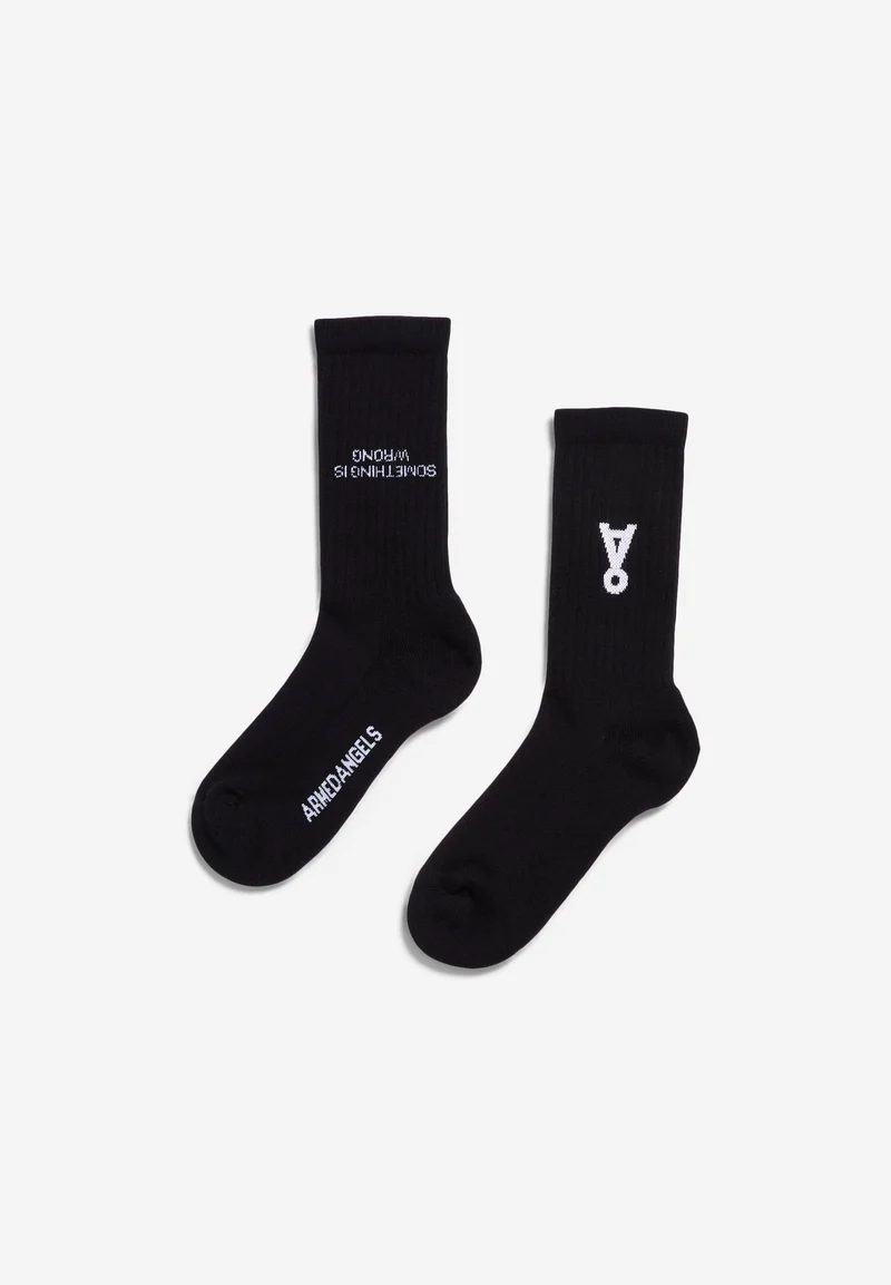 SAAMUS AAROUND | black