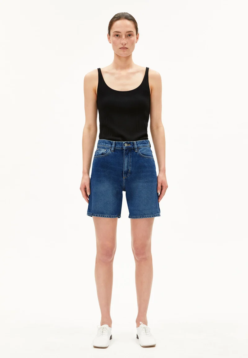 SHEAARI HIGH WAIST JEANS-SHORTS | wavy blue