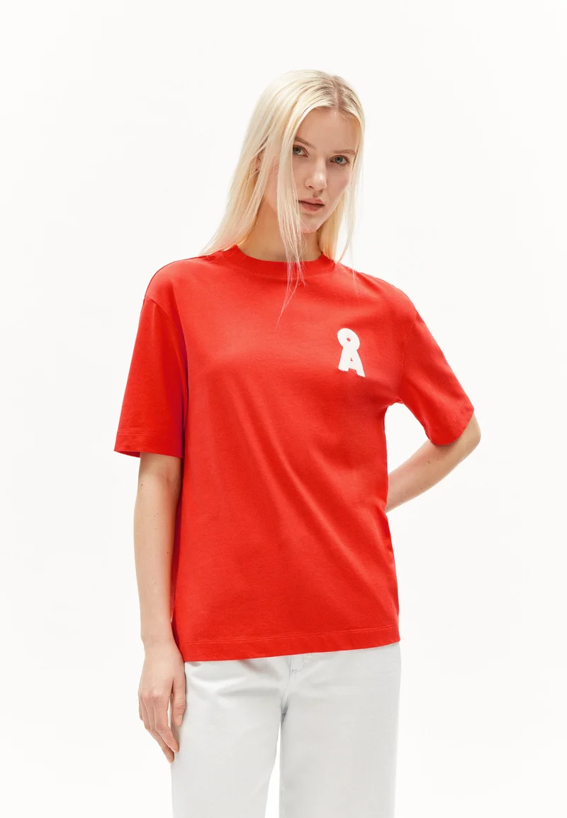 TARJAA Å EMBRO | poppy red