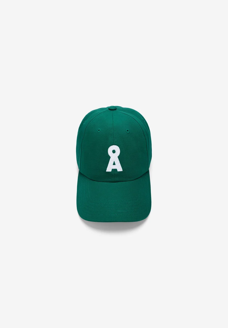 ICONIC Å YENAAS KAPPE | emerald green