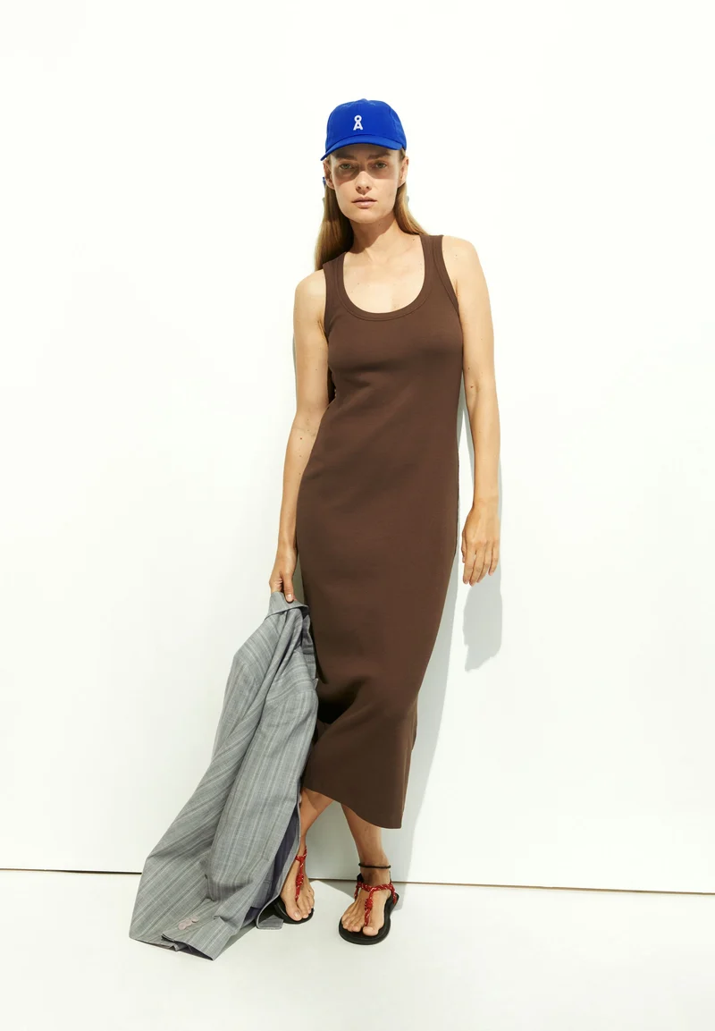 GOLDAA | toasty tan