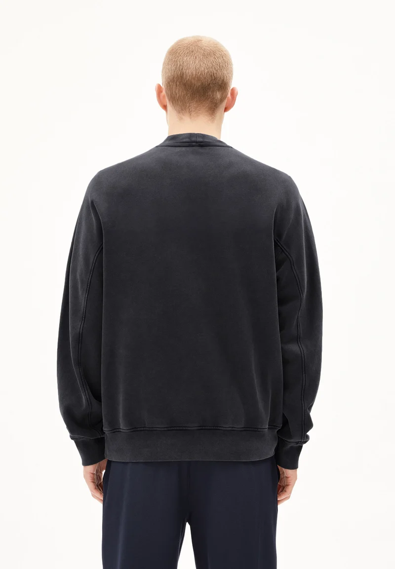 EMAAL CREWNECK GMT DYE | black washed