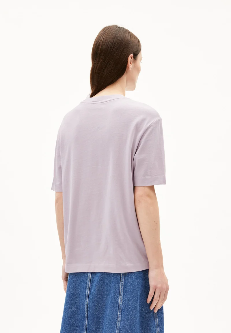 ICONIC Å TARJAA T-SHIRT | ice grape