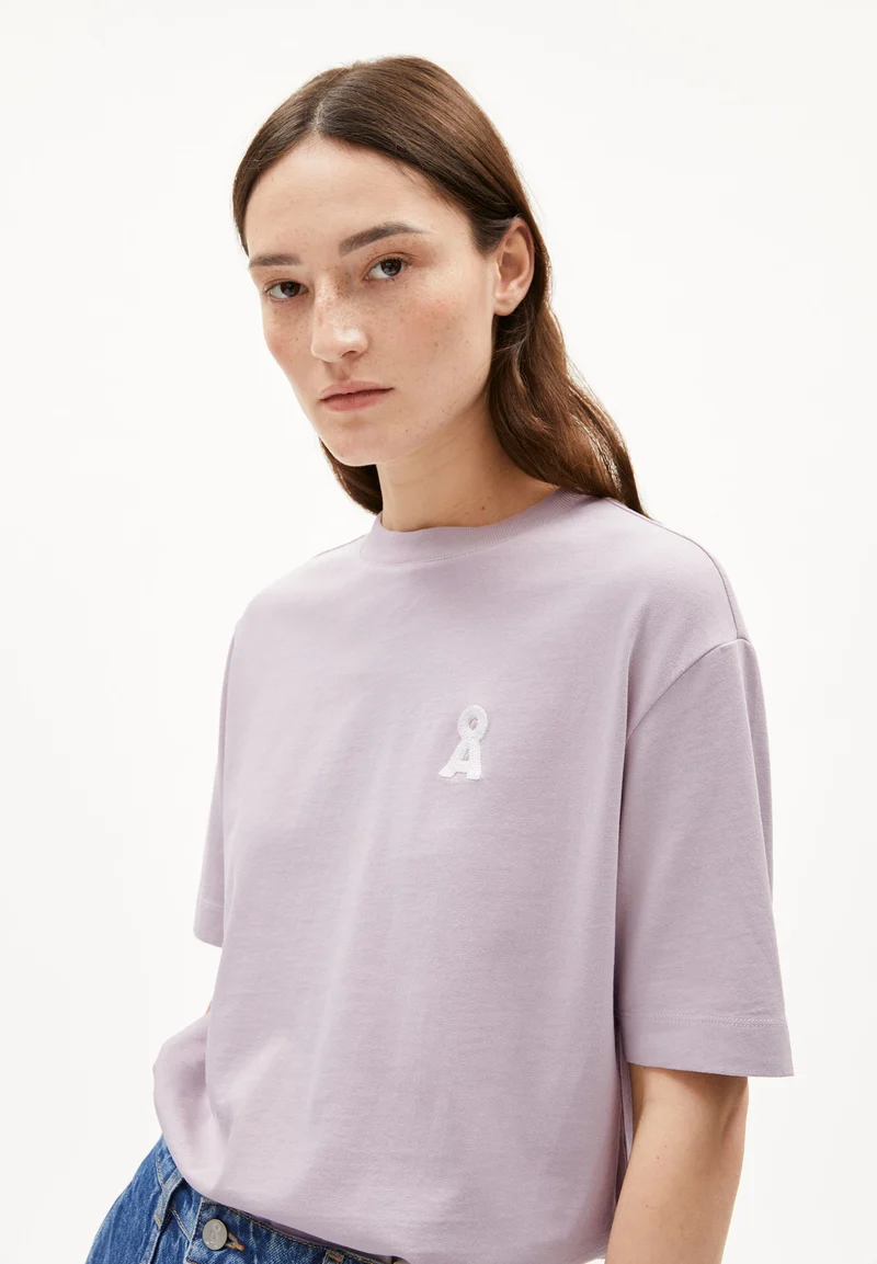 ICONIC Å TARJAA T-SHIRT | ice grape
